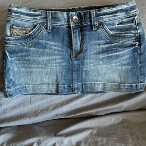 Beautiful short Jean shirt express